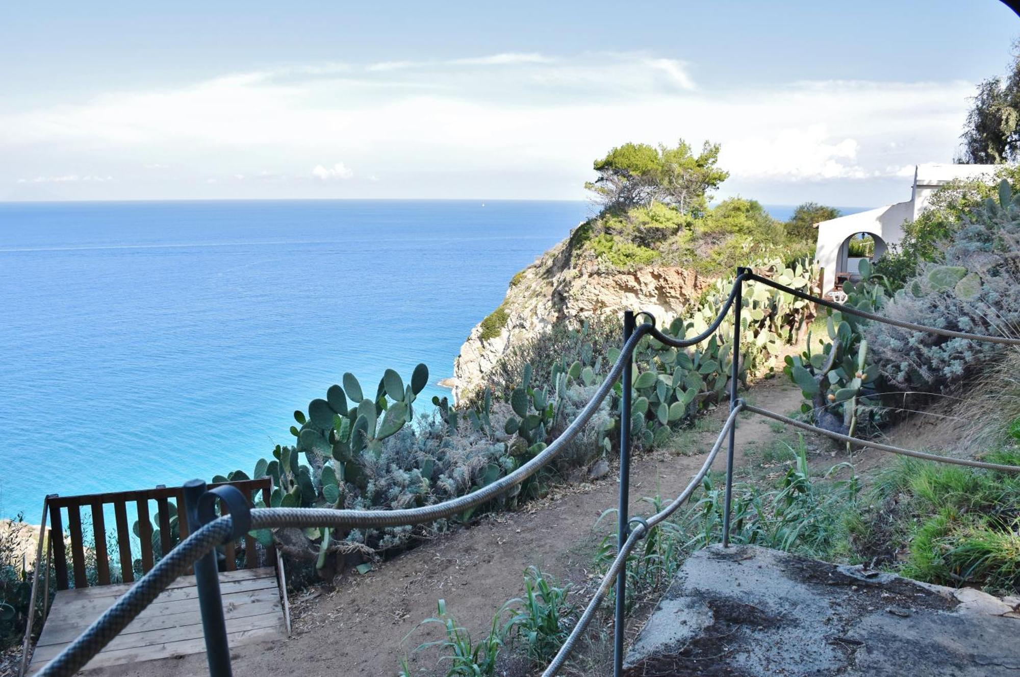 Calabria Beach Villa's Capo Vaticano Exterior foto